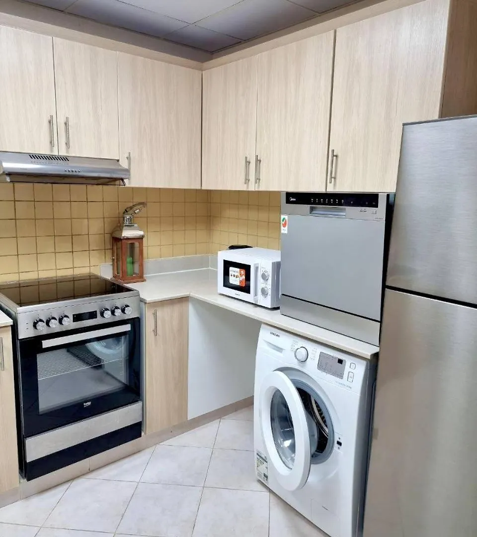 Seaview Escape Family Two-Bedroom Apartment With Seaview Ras al-Khaimah